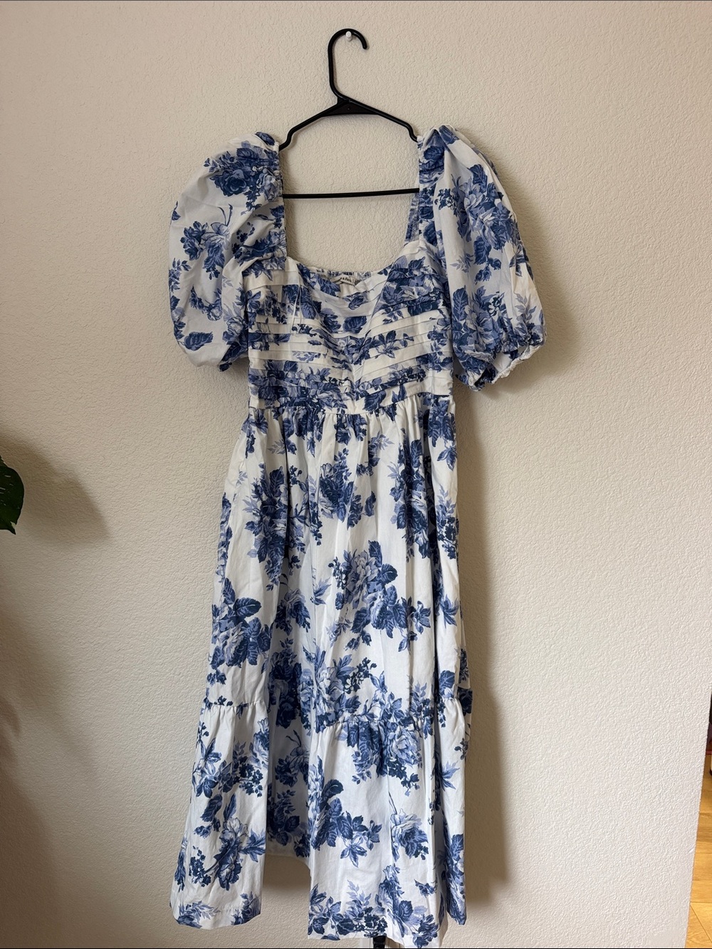Abercrombie & Fitch White Midi Dress with Blue Floral Print